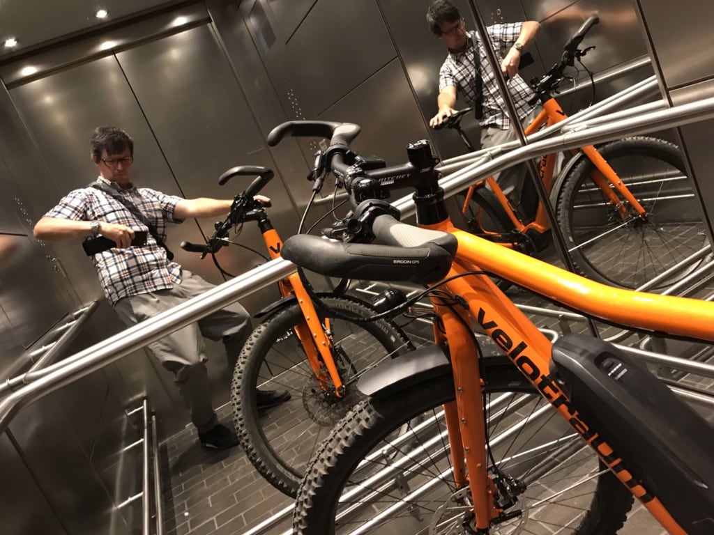 E-Bike in Aufzug
