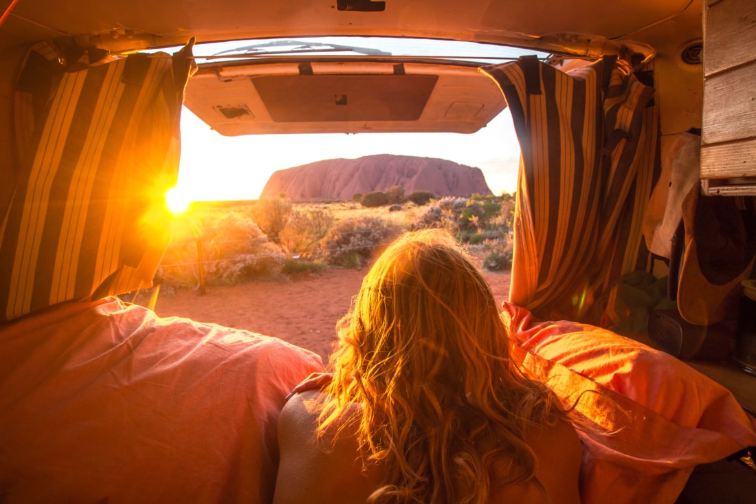 Sonnenaufgang am Uluru