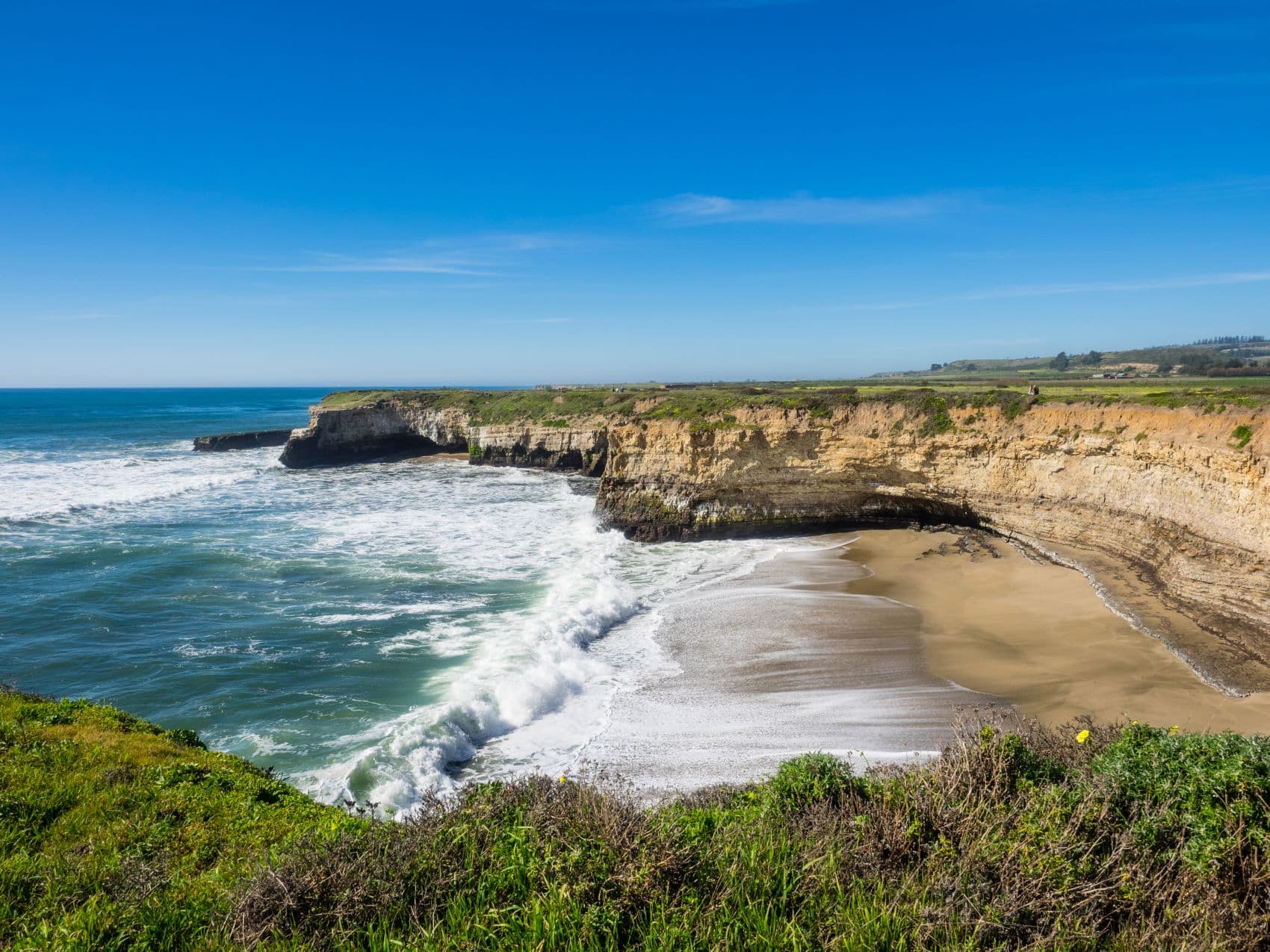 Strand und Küste im Wilder Ranch State Park, Kalifornien