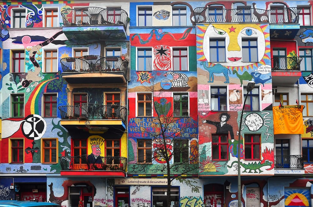 Buntes Graffiti Haus in Berlin