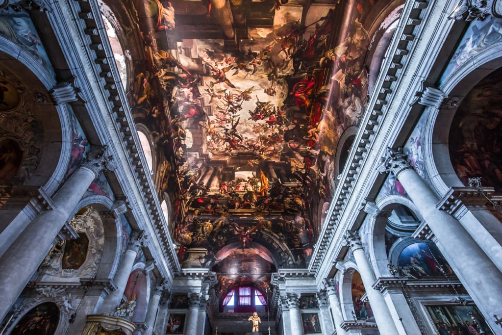 In Venedig findet man einige der schönsten Fresko-Malereien Italiens.