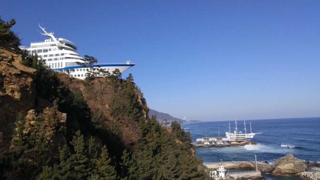 Sun Cruise Resort