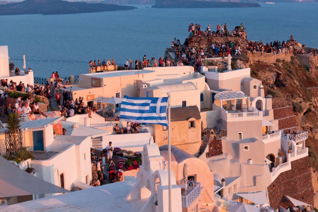 Touristen auf Santorin