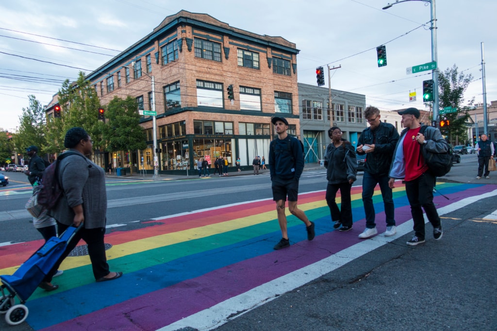 Zebrastreifen in Regenbogenfarben Capitol Hill Seattle