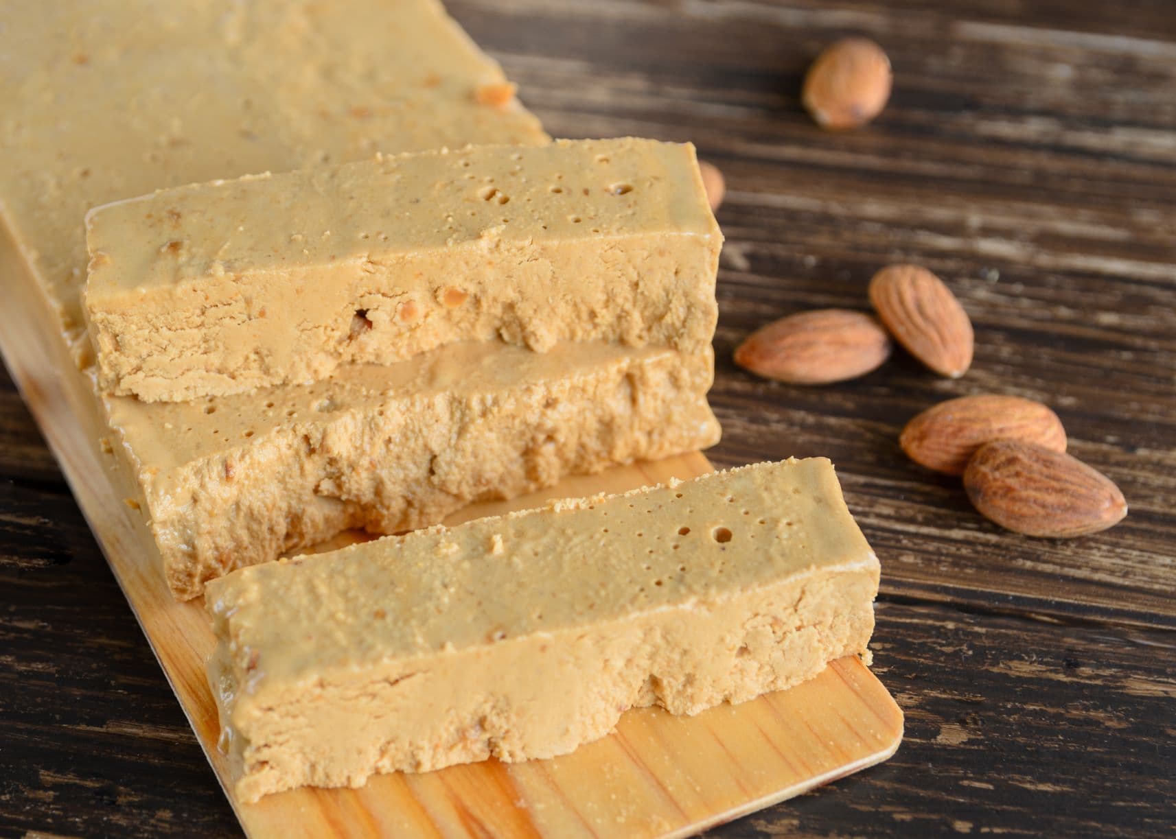Süßspeise Turron aus Spanien 