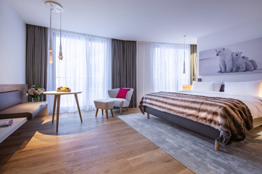 Zimmer im Radisson Blu Hotel Reussen in Andermatt