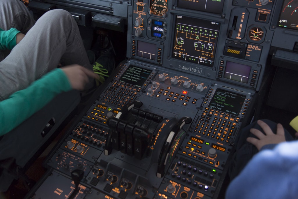 Seminar gegen Flugangst: Sitzen im Cockpit