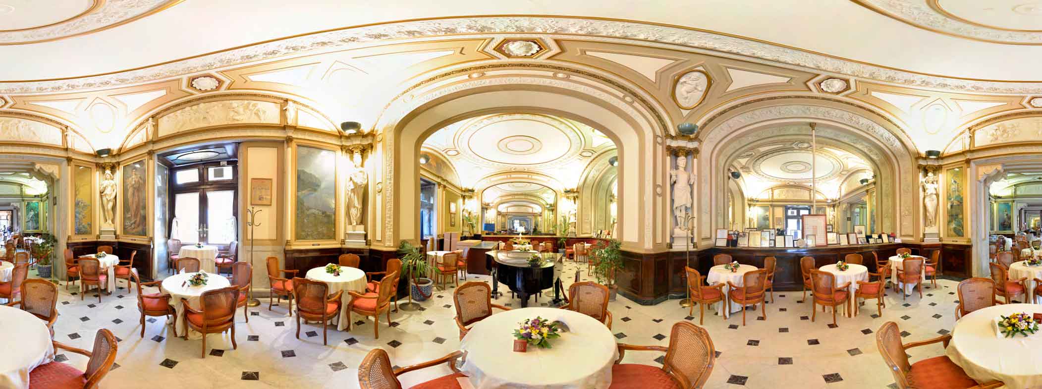 Caffe Gambrinus in Neapel