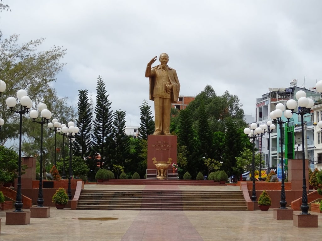 Can Tho Statue Ho Chi Minh
