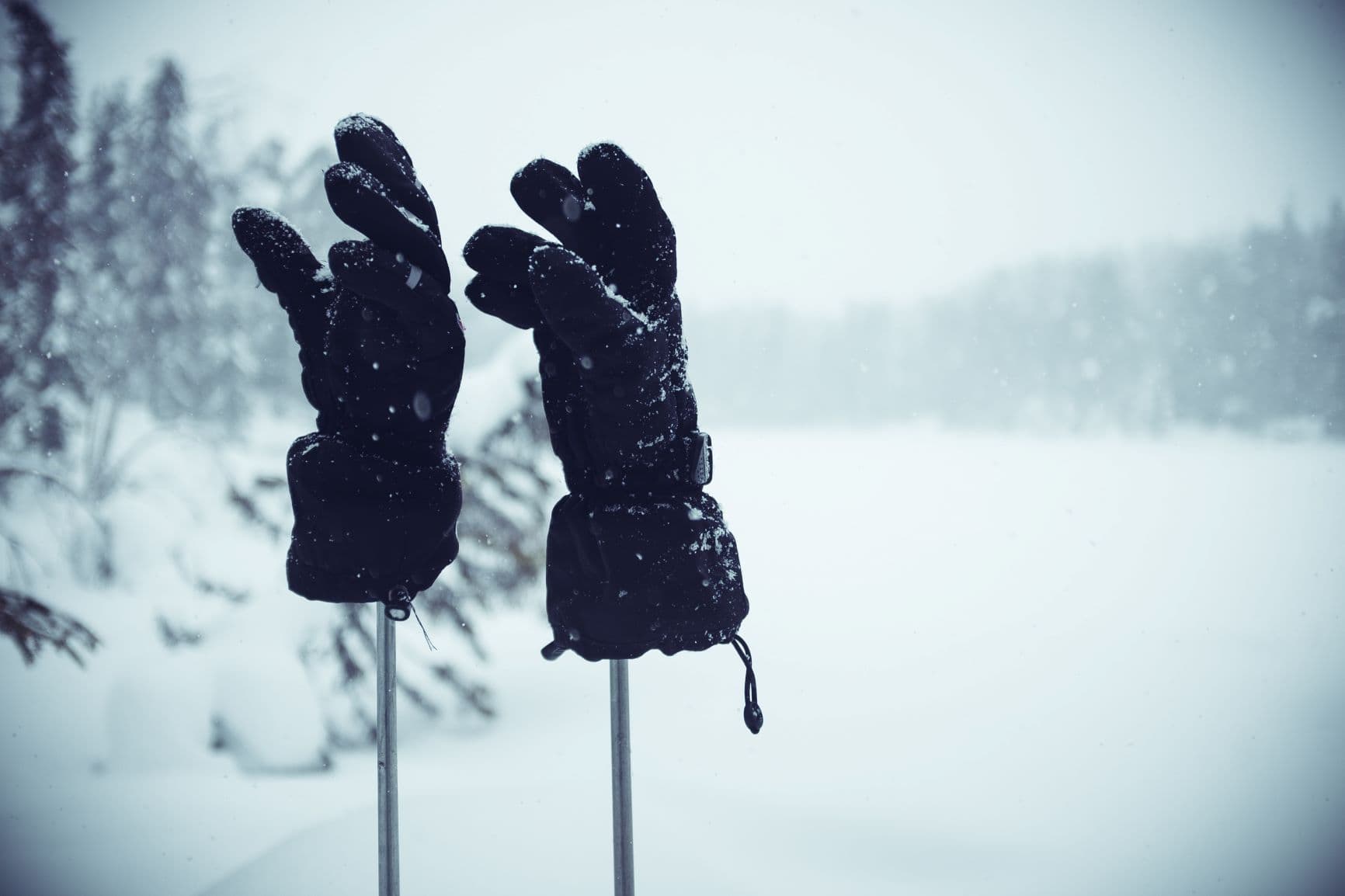 Handschuhe auf Stab