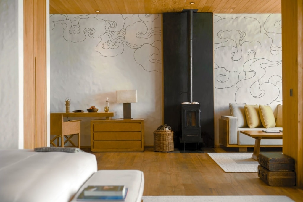 Wohnzimmer in der Lodge Suite im Six Senses Thimphu