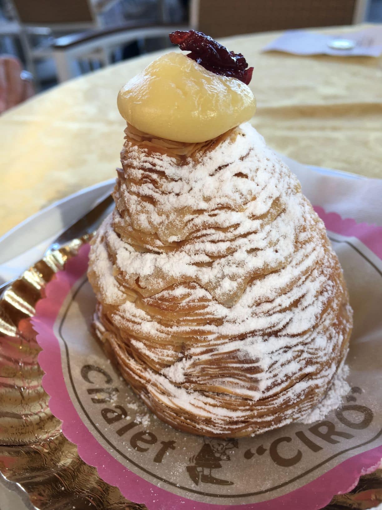 Sfogliatella