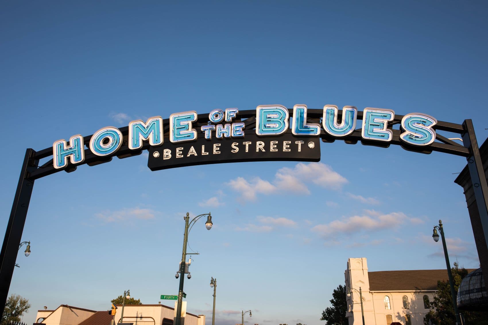 Schild "Home of the Blues" in Beale Street, Memphis 
