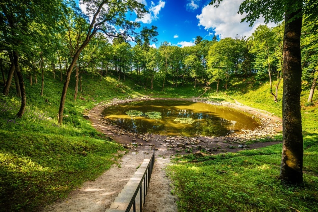 Krater Kaali auf Saaremaa in Estland