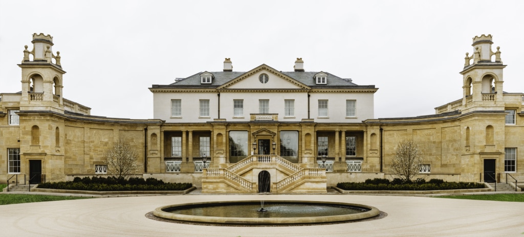 The Langley Hotel Fassade