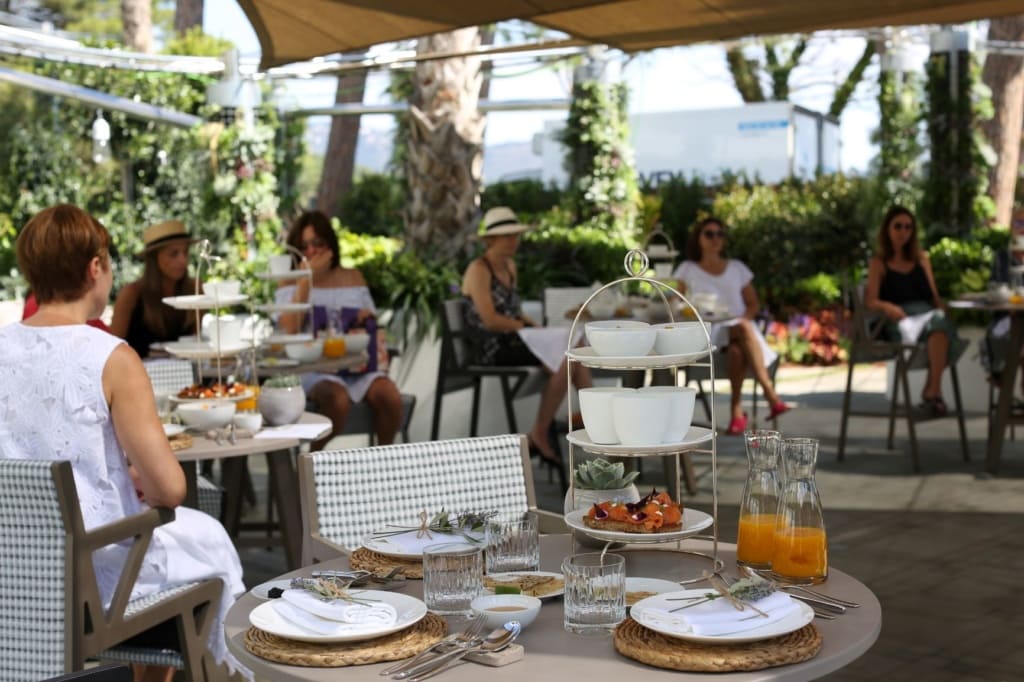 Alàbriga Hotel & Home Suites