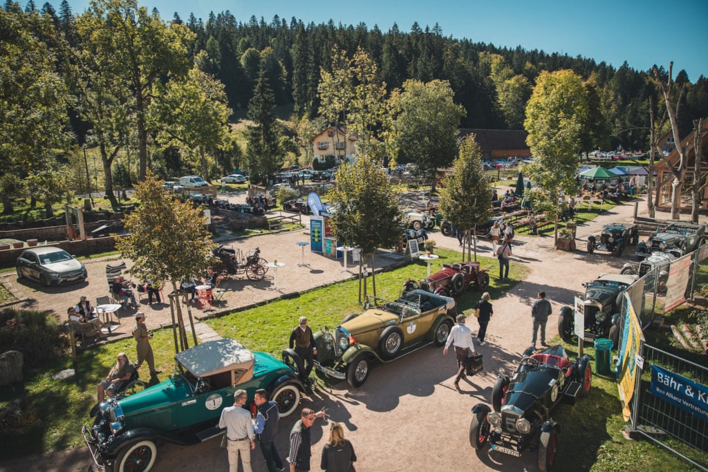 Bei der Oldtimer-Rallye Baiersbronn Classic kommen Motorsportliebhaber voll auf ihre Kosten.