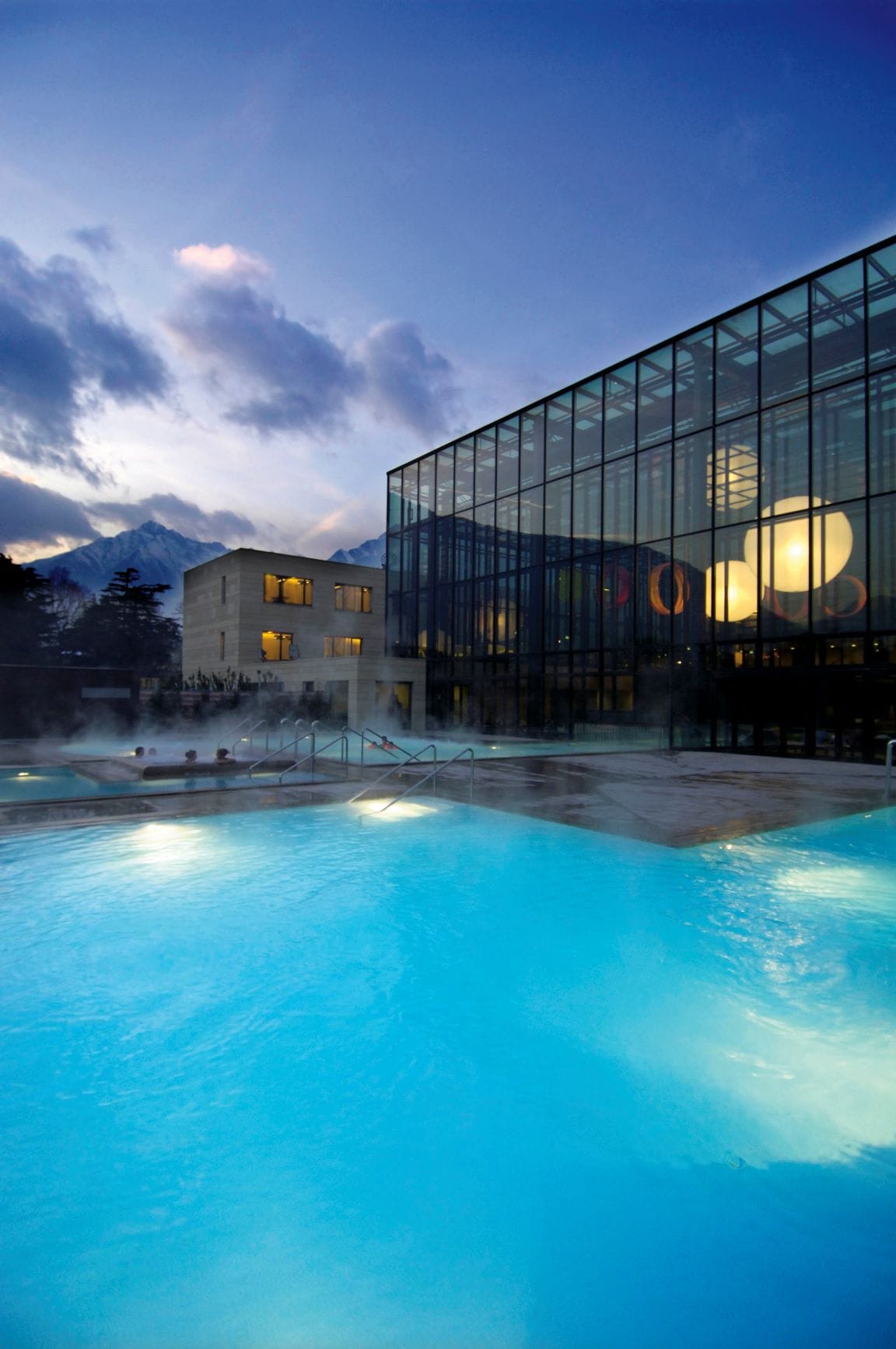 Wasser-Außenbecken Therme Meran