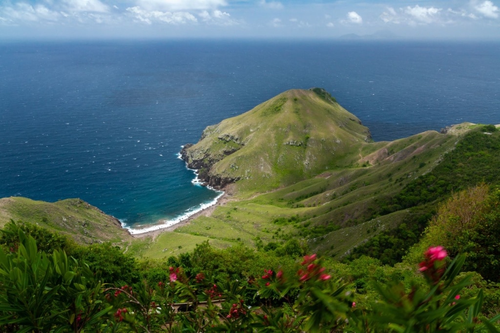 Landschaft, Blick aufs Meer von Insel Saba in der Karibik