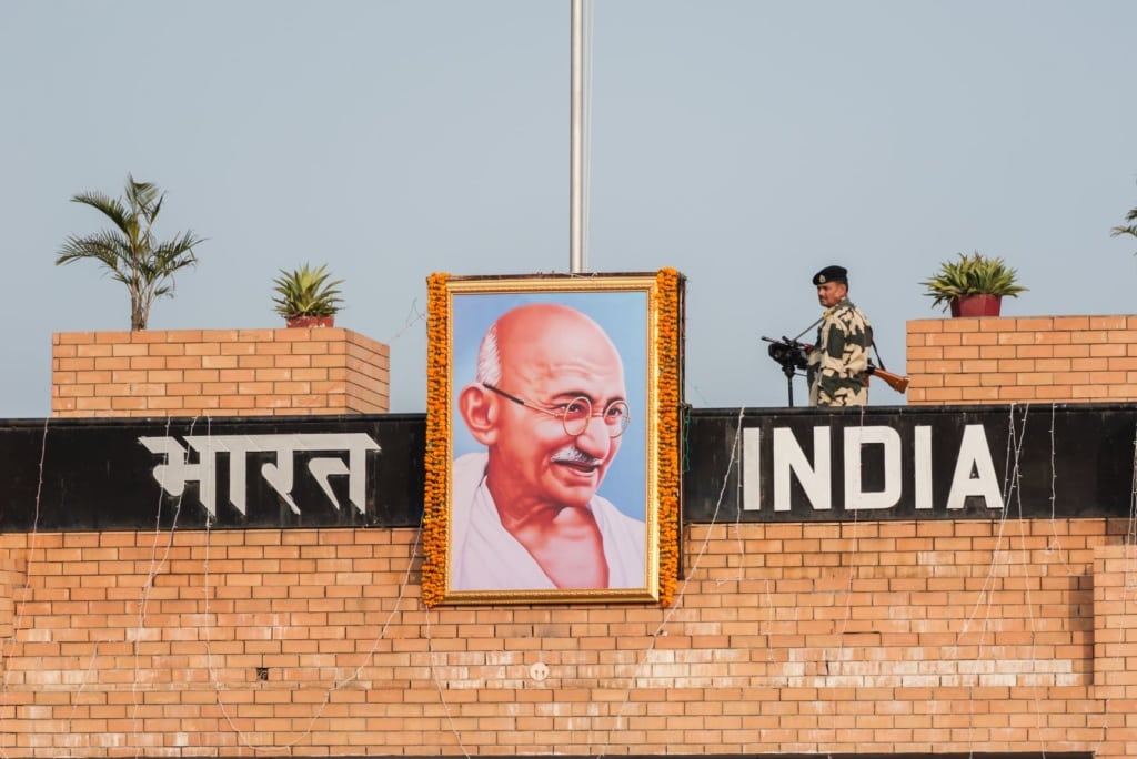 Grenzposten in Wagah an der Grenze zwischen Indien und Pakistan
