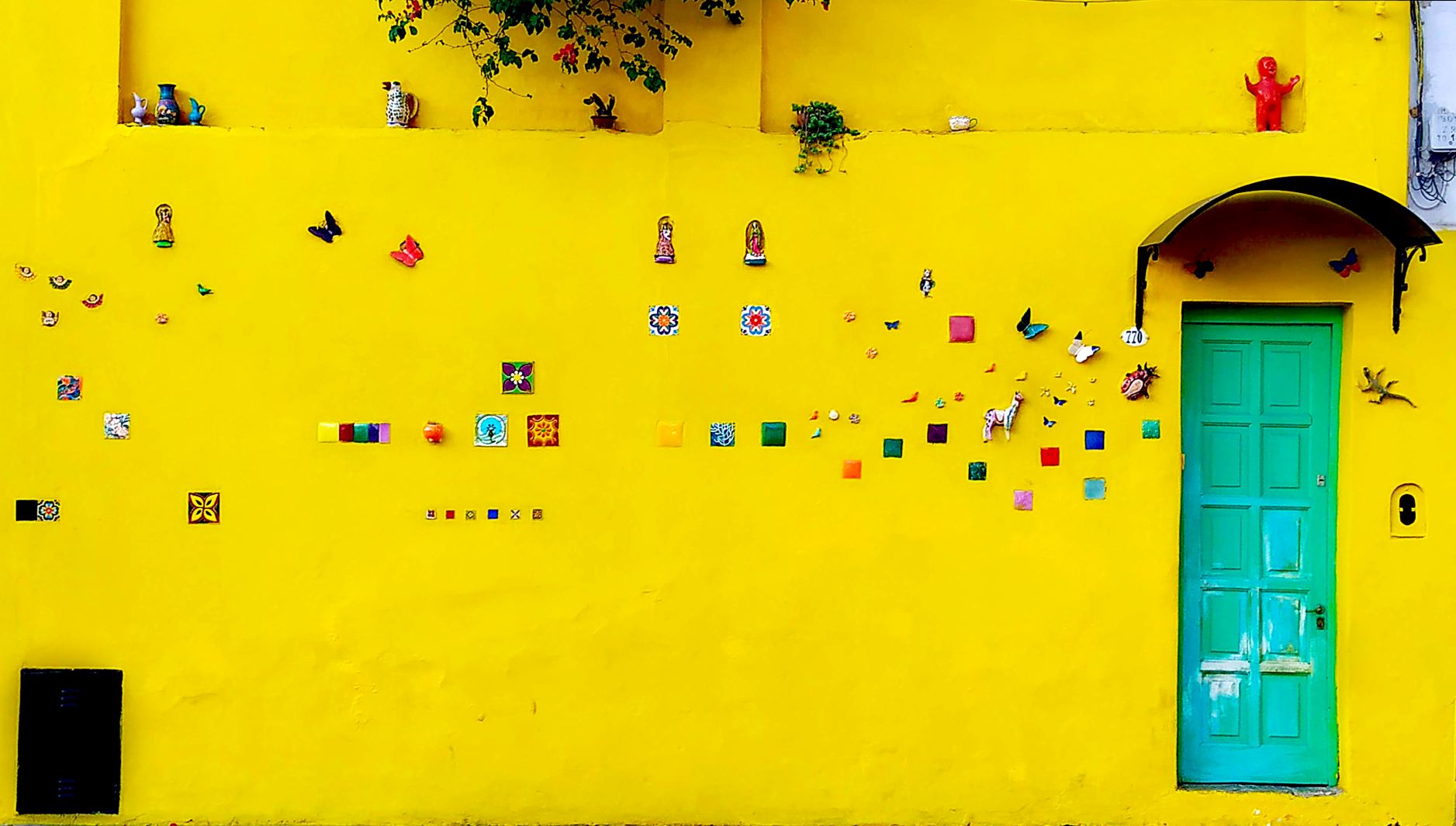 gelbes haus salta argentinien