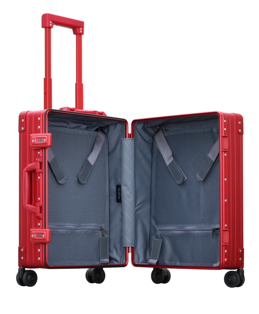 Roter Trolley von Aleon Cases