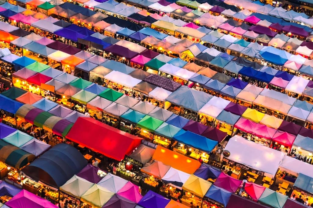 Nachtmarkt in Bangkok