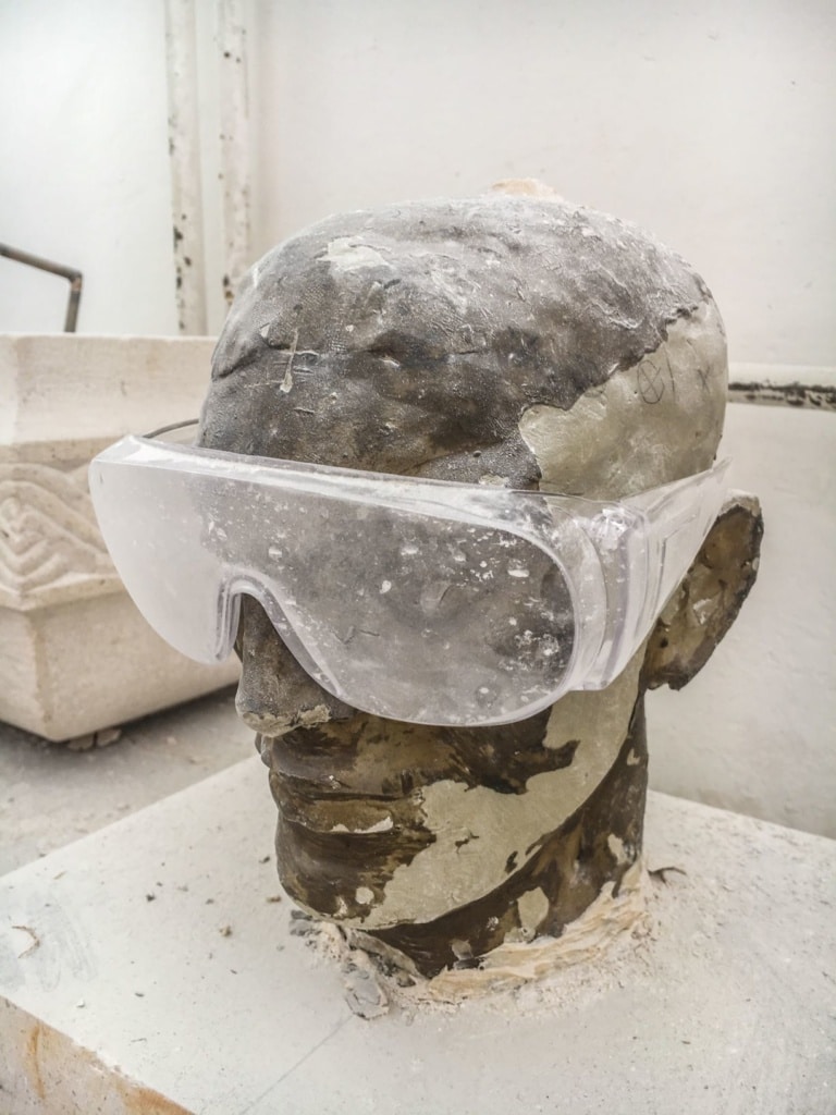 Ausstellungsstück in Steinmetzschule in Brac, Kroatien