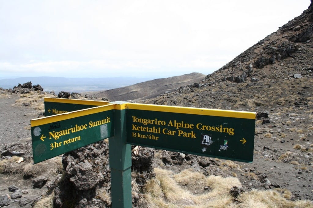 Viele Wege führen nach Mordor. Auf dem Tongariro Alpine Crossing auf jeden Fall.