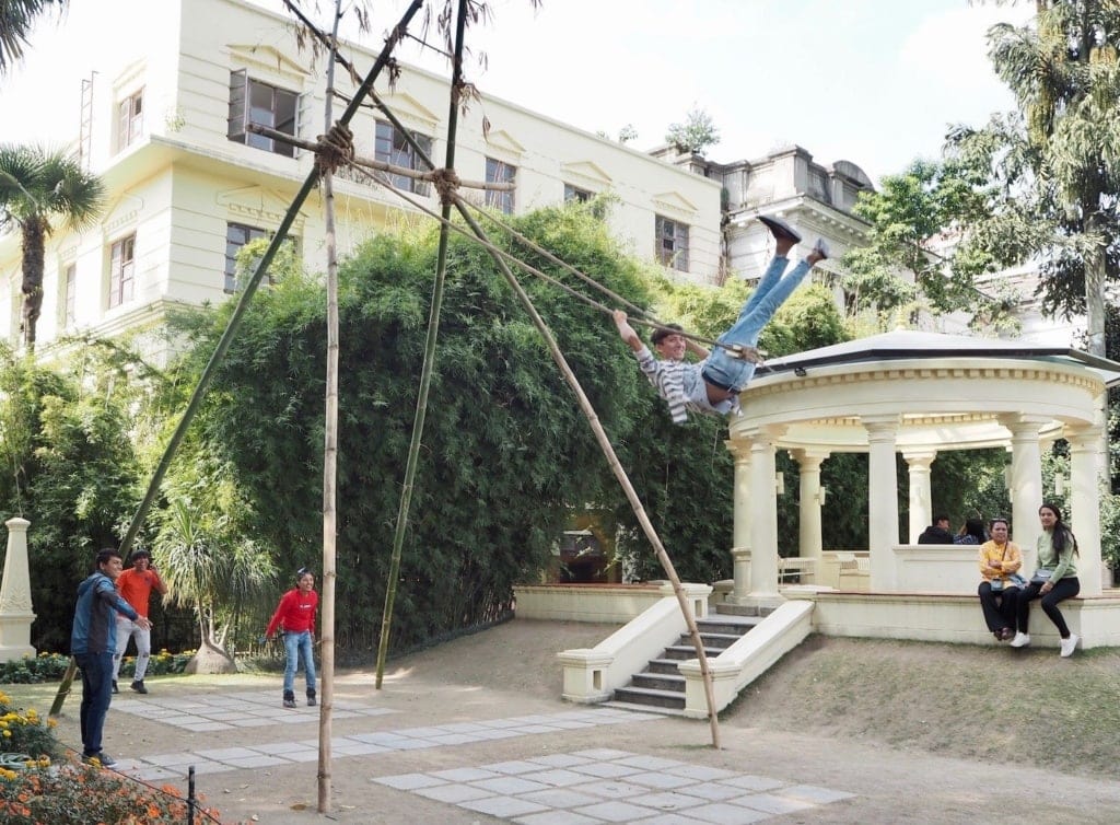 Schaukel aus Bambus in Nepal