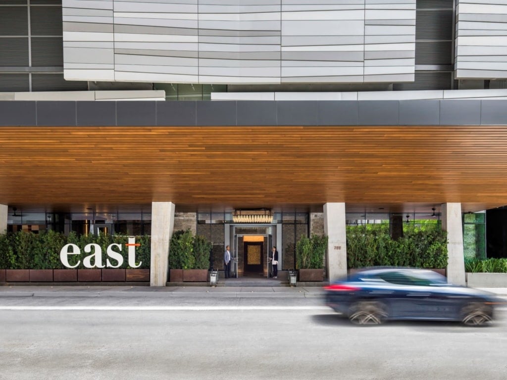 eingang des east miami