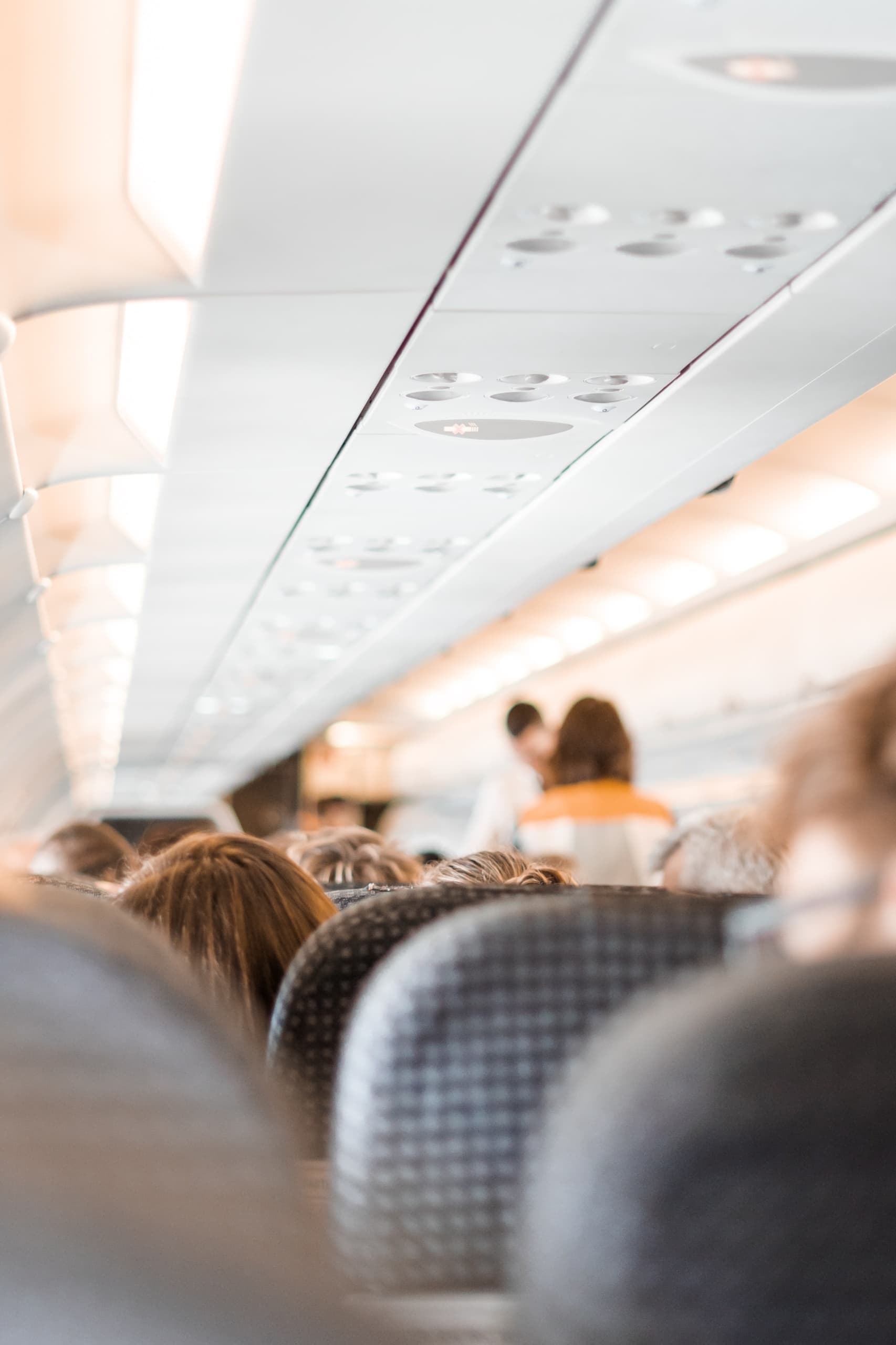 Passagiere im Flugzeug