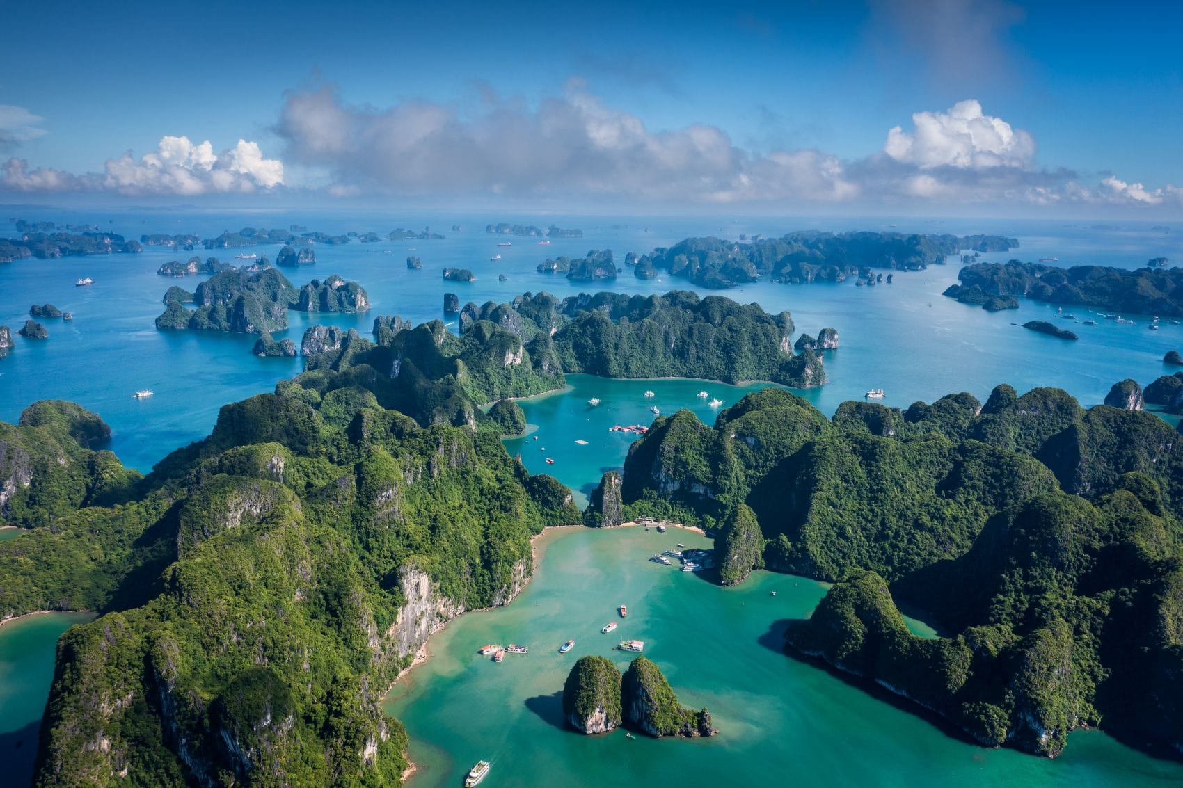 Ha Long Bay im Nordosten Vietnams