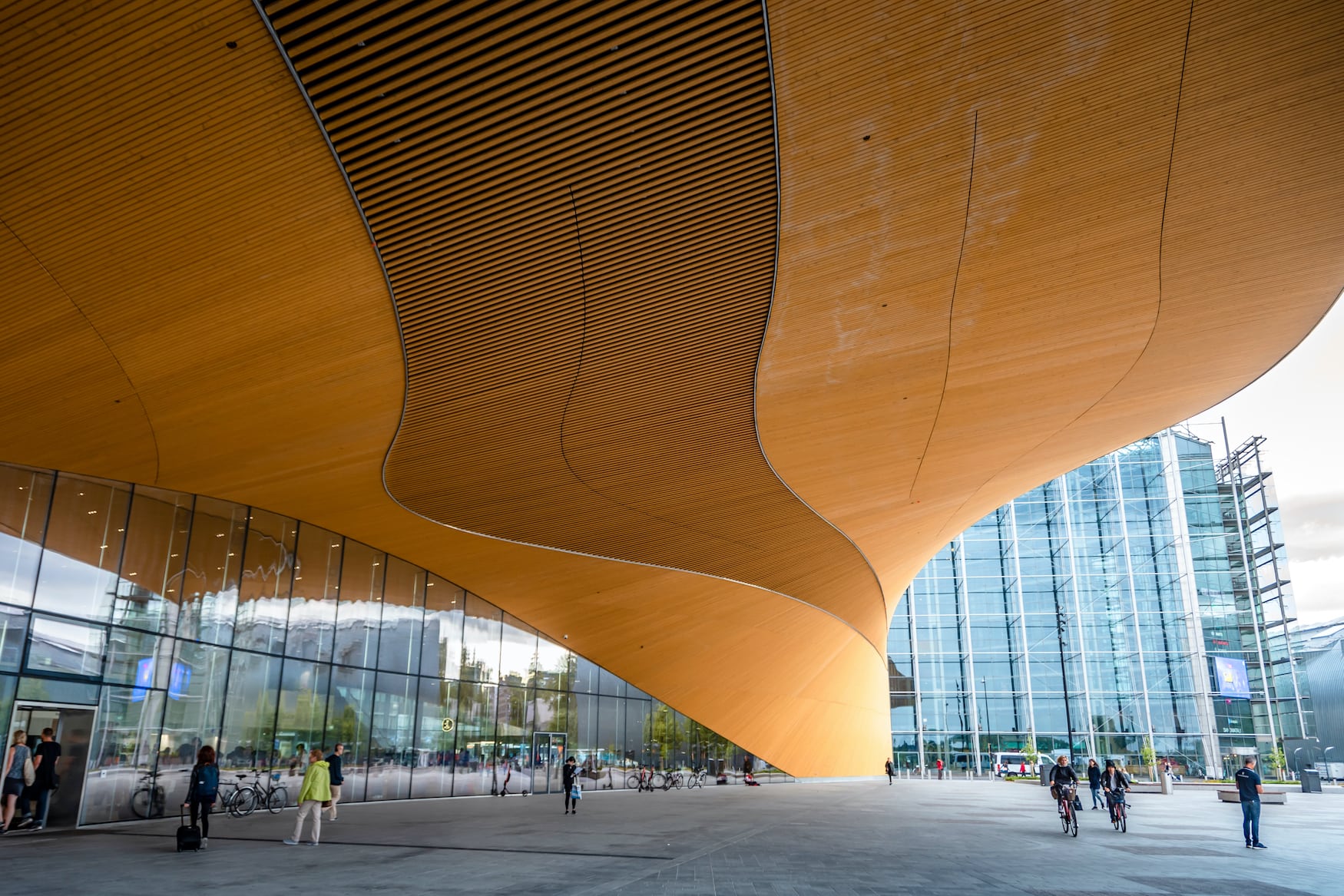 Die Library in helsinki ist ein architektonischer Blickfang