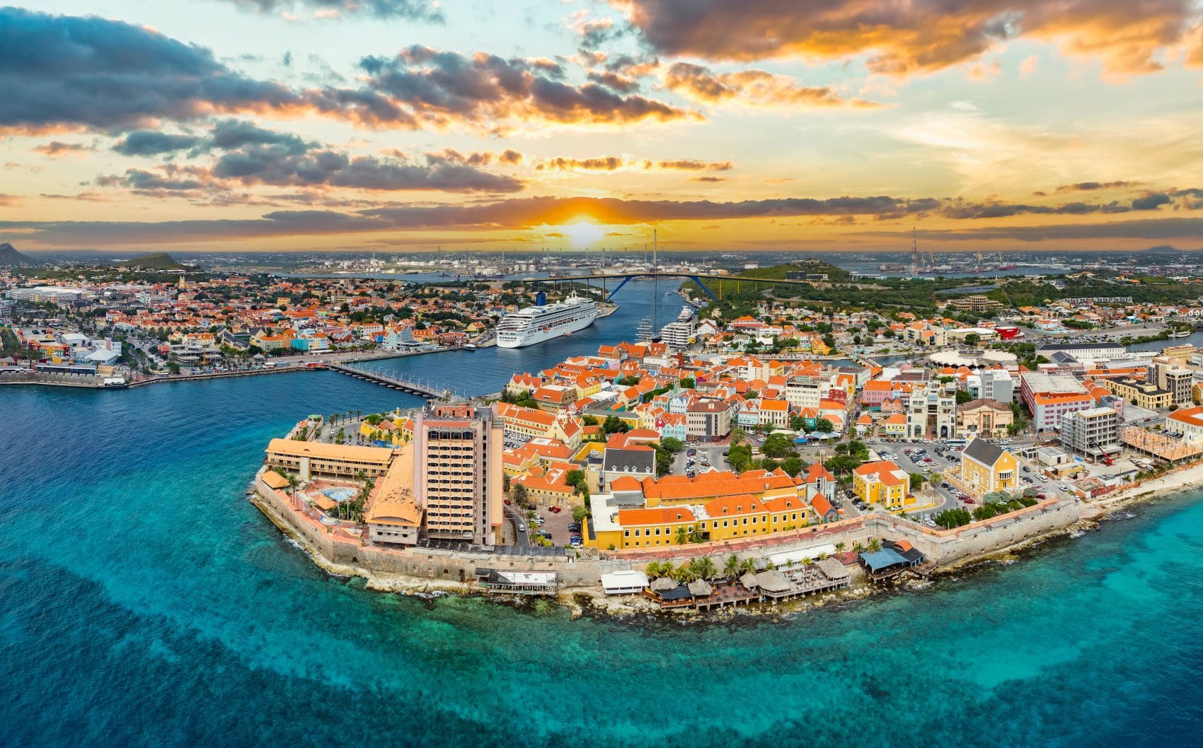 Willemstad auf Curacao aus der Vogelperspektive