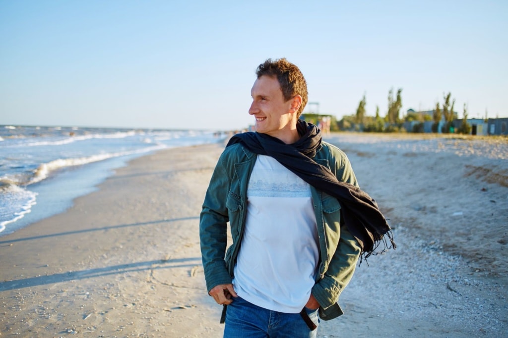 Mann am Strand auf Big Pine Key