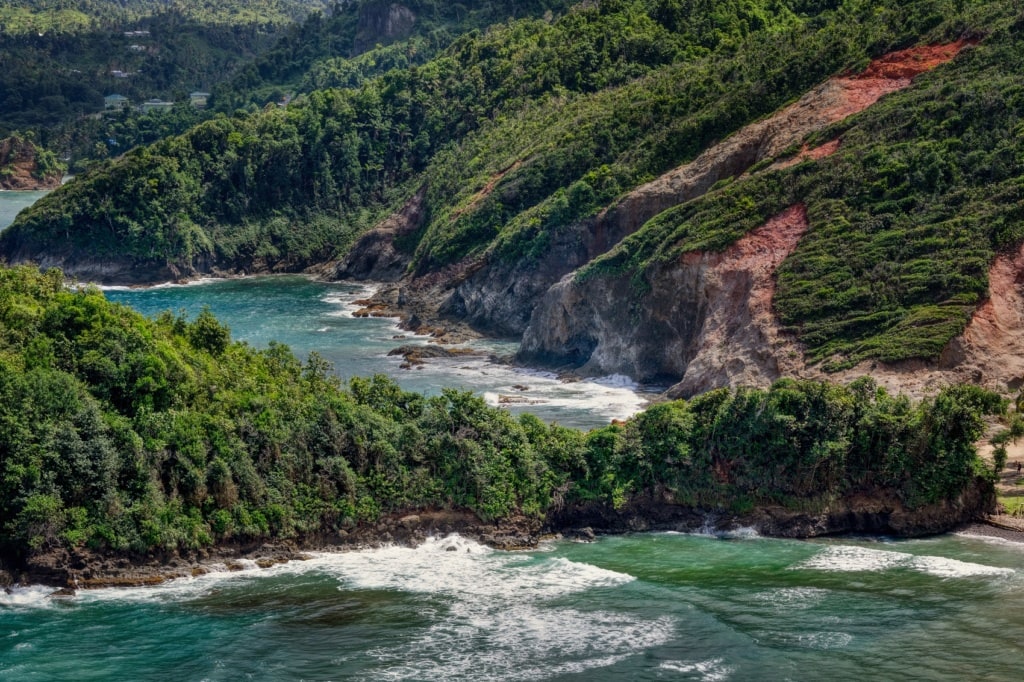 So grün leuchtet Dominica.
