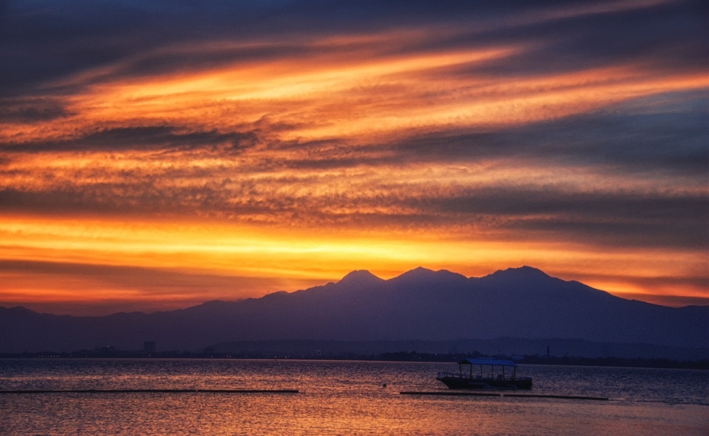 Der Mount Apo ist der höchste Berg der Philippinen.