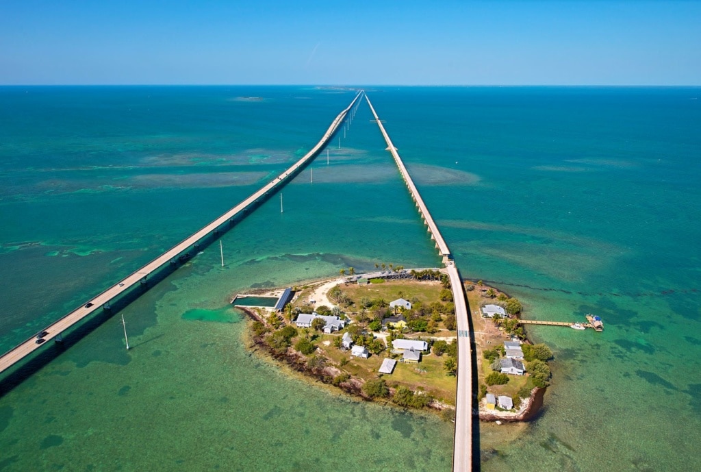 Florida Keys aus der Luft: Neue und alte Seven Mile Bridge