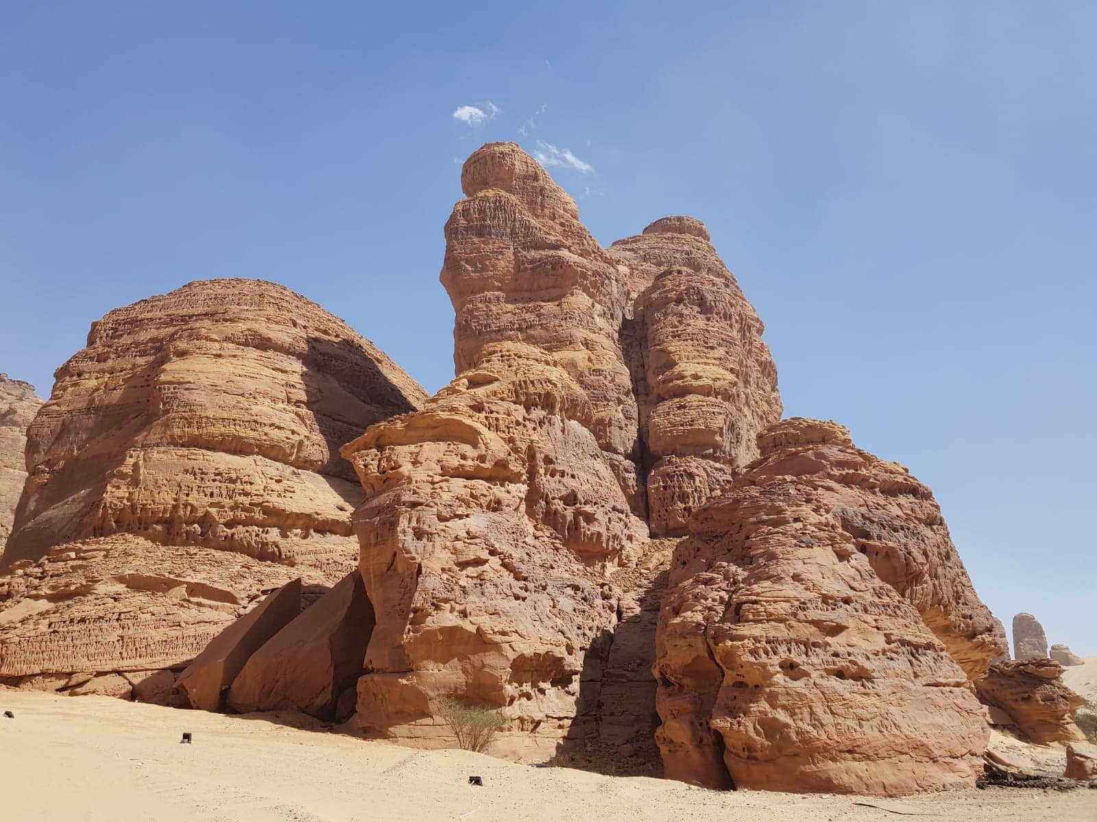 Felsen in Wüste Saudi Arabiens