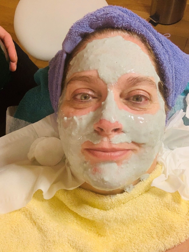 Simone Severs Spa-Gesichtsbehandlung