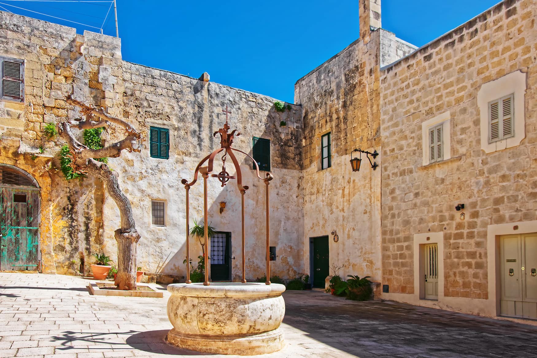 Misrah Mesquita Platz in Mdina, Malta