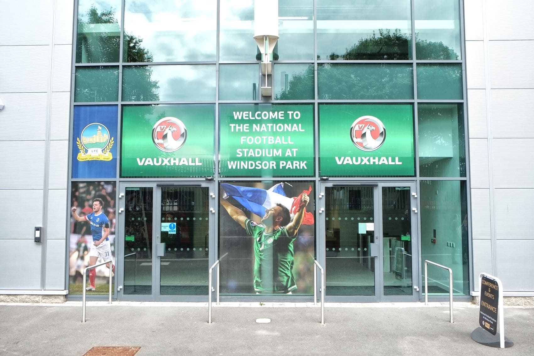 Eingang National Football Stadium Windsor Park Belfast Nordirland