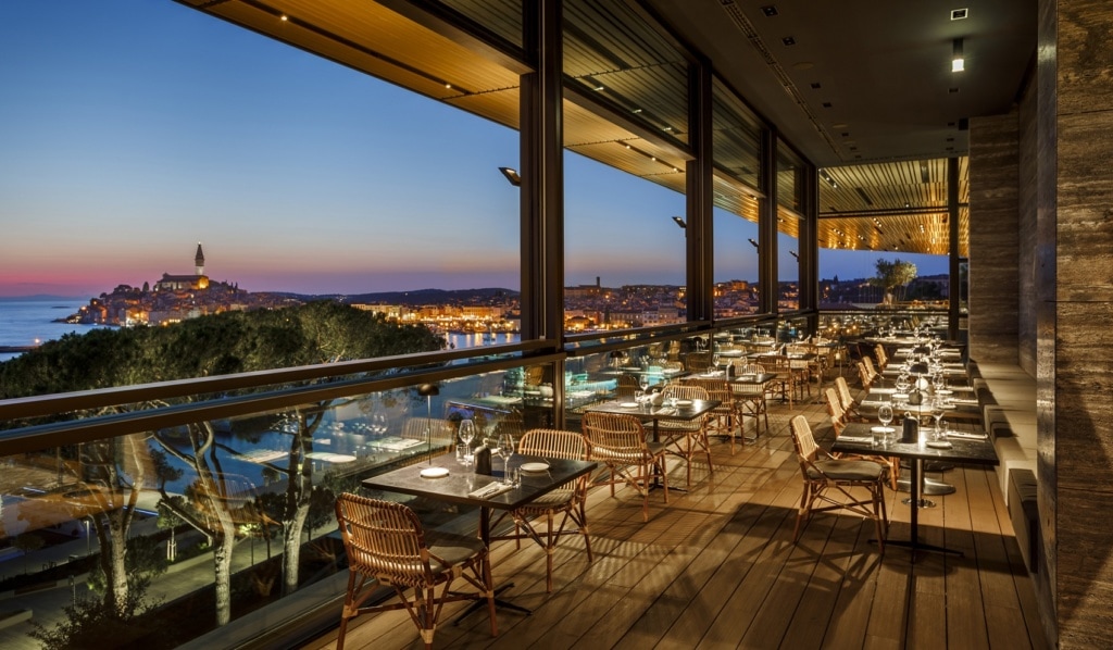 Das Grand Park Hotel in Rovinj ist ein Luxushotel der Extraklasse.