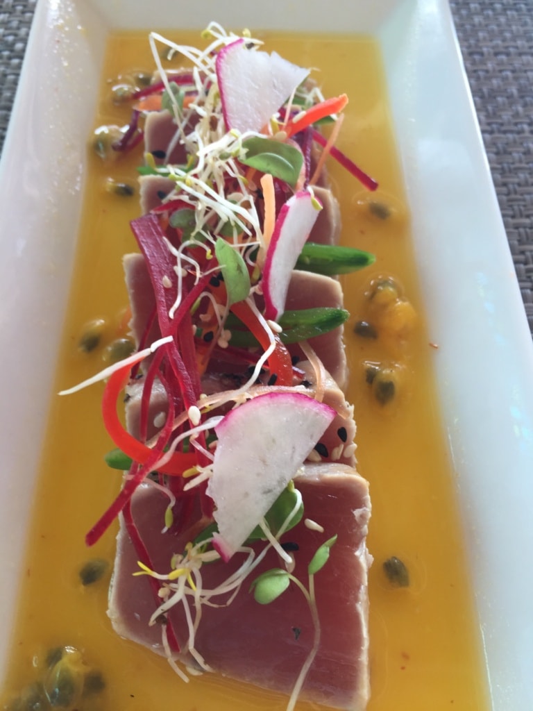 Das Tunfischtartar im Faarufushi Maledives ist einfach göttlich.