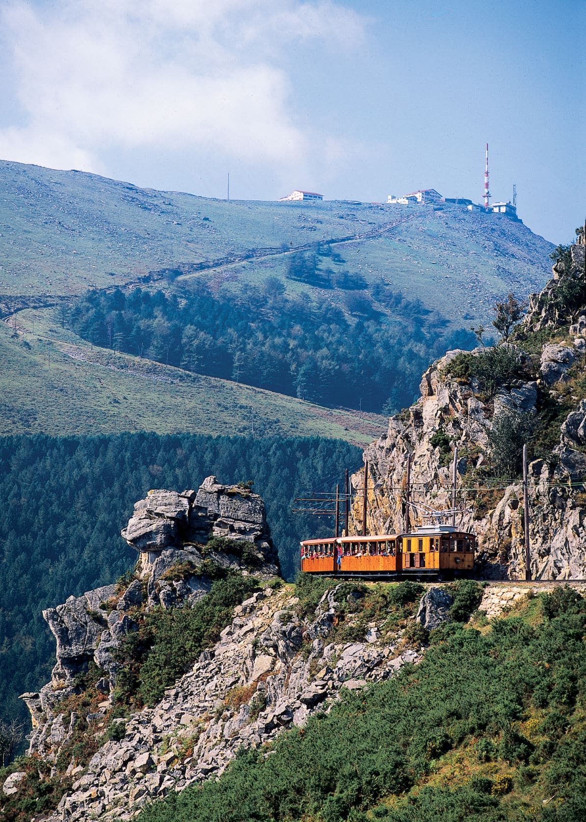 Zahnradbahn auf den Berg La Rhune