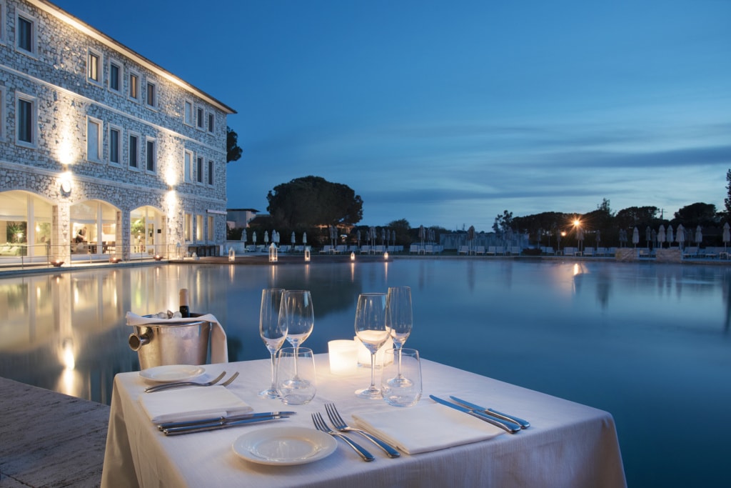 Dinner an der heißen Thermalquelle