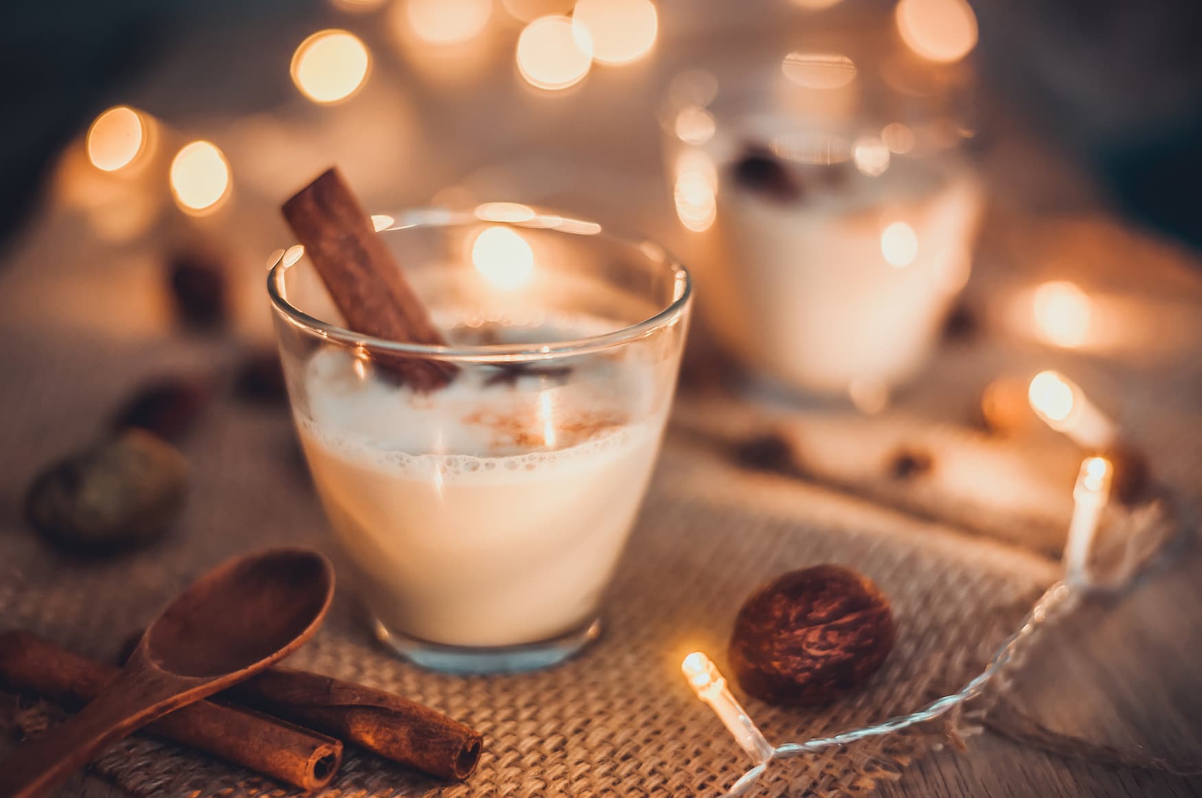 In den USA ist der Drink schlechthin an Weihnachten Eggnog.