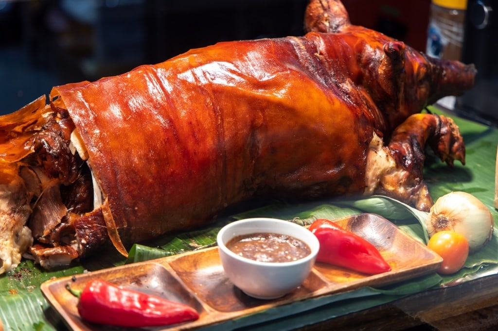 Lechon ist ein traditionelles Weihnachtsessen auf den Philippinen.
