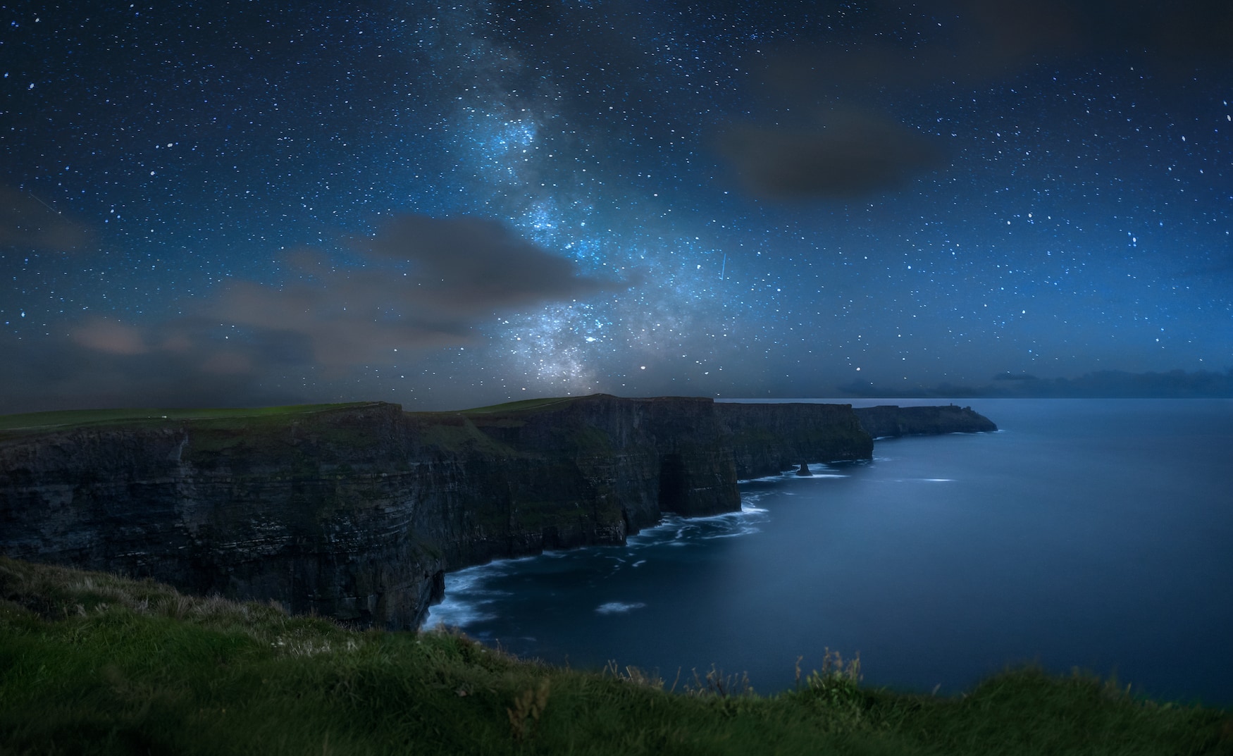 Milchstraße und Sternenhimmel in Irland